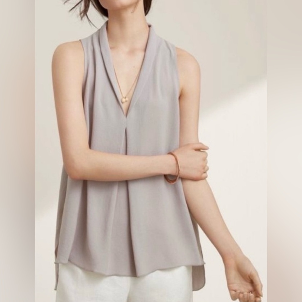 Aritzia Wilfred Freja Gray Sleeveless Blouse Small